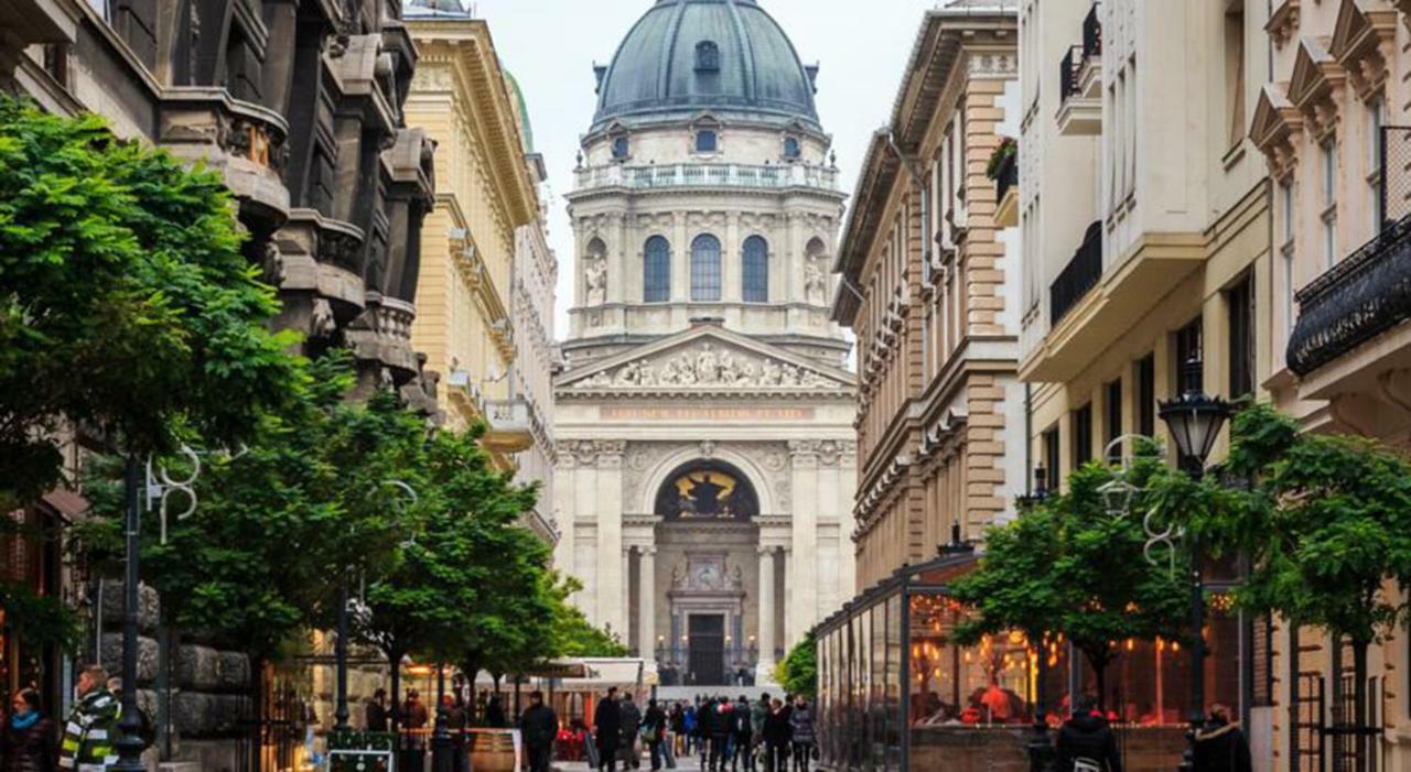 Kingdom & Car Parking On-site & Aircon & Quiet & Family Friendly Budapeszt